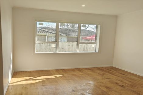 Photo of property in 31 Tiraumea Drive, Pakuranga, Auckland, 2010