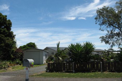 Photo of property in 56 Wharf Road, Clarks Beach, Pukekohe, 2679
