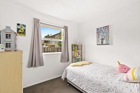 Photo of property in 33 Meilland Place, Glen Eden, Auckland, 0602