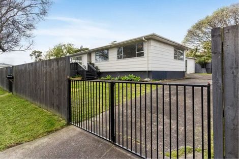 Photo of property in 14 Chantal Place, Red Hill, Papakura, 2110