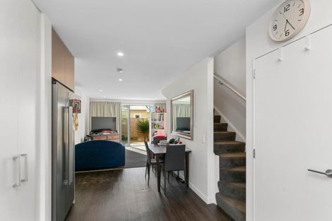 Photo of property in 3/2 Stone Street, Miramar, Wellington, 6022