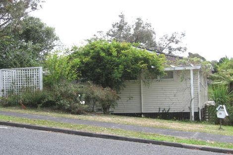 Photo of property in 1/46 Weatherly Road, Torbay, Auckland, 0630