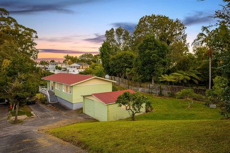 Photo of property in 419 Don Buck Road, Massey, Auckland, 0614