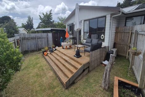 Photo of property in 13a Transom Close, Whitby, Porirua, 5024