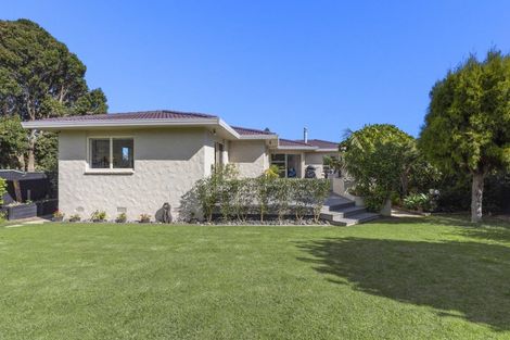 Photo of property in 27 Stella Drive, Clarks Beach, 2122