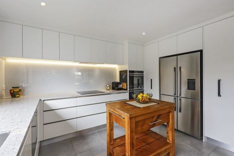 Photo of property in 15 Jacaranda Place, Greenmeadows, Napier, 4112
