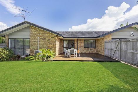 Photo of property in 34 Summermist Drive, Northpark, Auckland, 2013