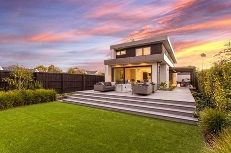 Photo of property in 14 Queens Avenue, Merivale, Christchurch, 8014
