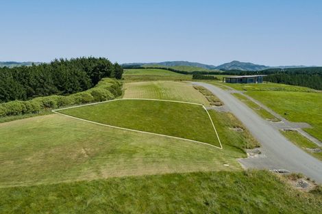 Photo of property in 5 Knoyle Road, Riversdale Beach, Masterton, 5872