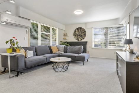 Photo of property in 69 Greenhithe Road, Greenhithe, Auckland, 0632