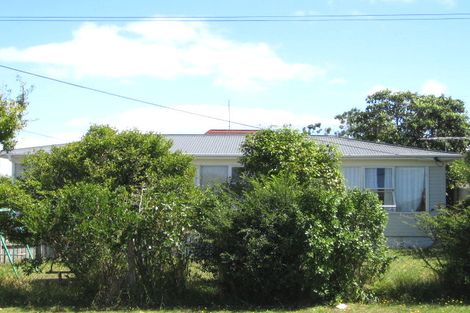 Photo of property in 2/230 Rangatira Road, Beach Haven, Auckland, 0626