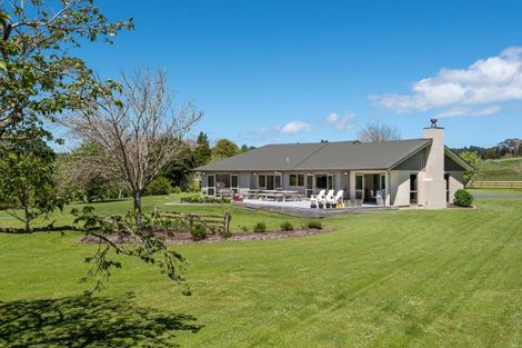 Photo of property in 19 Valley Road, Waitoki, Kaukapakapa, 0871