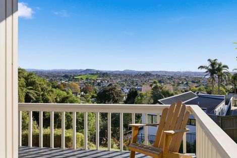 Photo of property in 10 Etherege Place, Howick, Auckland, 2014