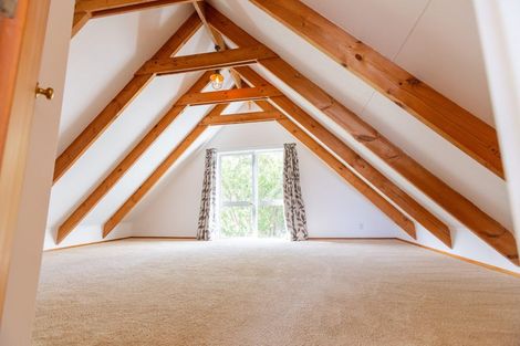 Photo of property in 1396 Whangaparaoa Road, Army Bay, Whangaparaoa, 0930