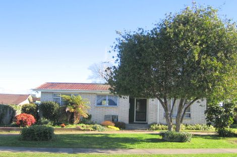 Photo of property in 35 Rutherford Street, Chedworth, Hamilton, 3210