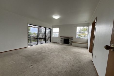 Photo of property in 32 Powrie Street, Glenfield, Auckland, 0629