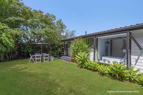Photo of property in 6 Crownhill Street, Spotswood, New Plymouth, 4310