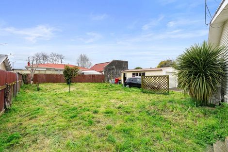 Photo of property in 2 Cook Street, Levin, 5510