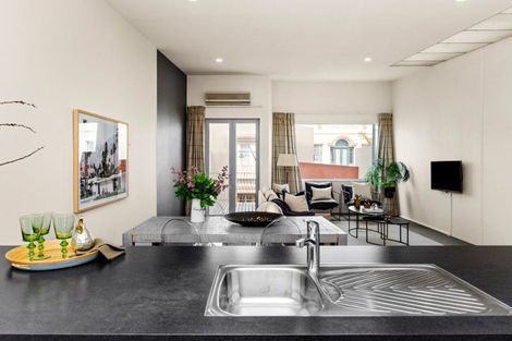 Photo of property in 18 Waghorne Street, Ahuriri, Napier, 4110