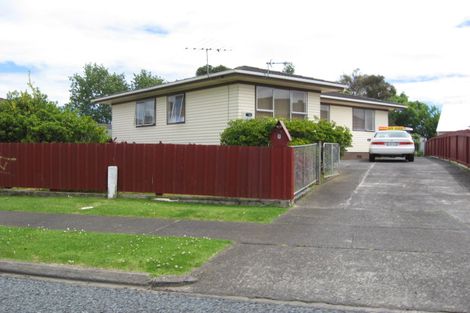 Photo of property in 7 Tacon Place, Mangere, Auckland, 2022