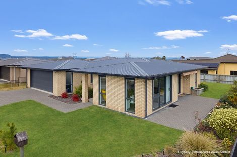 Photo of property in 6 Hato Patariki Lane, Nukuhau, Taupo, 3330