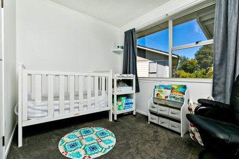 Photo of property in 28 Mawney Road, Henderson, Auckland, 0610