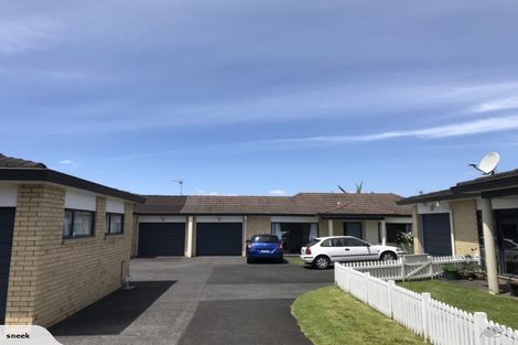 Photo of property in 2/15 Miro Road, Mangere Bridge, Auckland, 2022