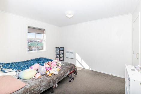 Photo of property in 1 Chiefs Court, Hamilton East, Hamilton, 3216