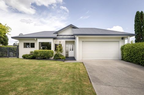Photo of property in 39 Pelorus Street, Welcome Bay, Tauranga, 3112