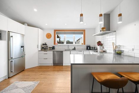 Photo of property in 35 Rifle Range Road, Dinsdale, Hamilton, 3204