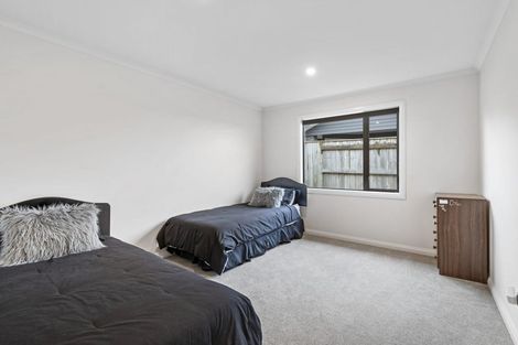 Photo of property in 27 Silicon Way, Fitzherbert, Palmerston North, 4410