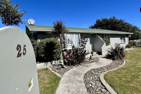 Photo of property in 25 Milford Street, Heidelberg, Invercargill, 9812