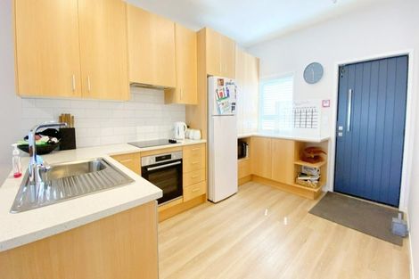 Photo of property in 13 Whakarato Way, Takanini, 2112