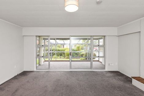 Photo of property in 11 Trigg Crescent, Taradale, Napier, 4112