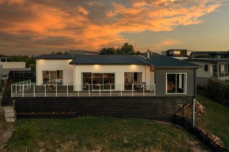 Photo of property in 5 Ridgetop Rise, Fairhall, Blenheim, 7272