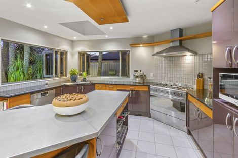 Photo of property in 8 Monkton Close, Greenhithe, Auckland, 0632