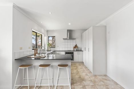 Photo of property in 36 Ranchod Terrace, Pukekohe, 2120