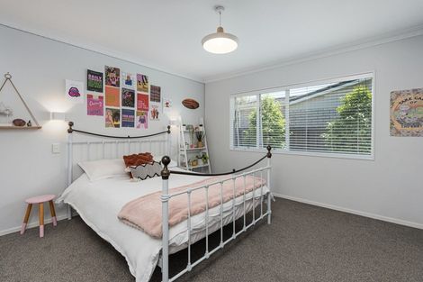 Photo of property in 12 Berwick Place, Mount Maunganui, 3116