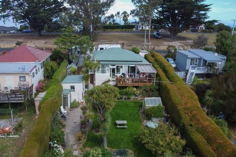 Photo of property in 29 Bedford Parade, Brighton, Dunedin, 9035