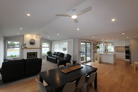 Photo of property in 22 Smith Street, Lepperton, New Plymouth, 4373
