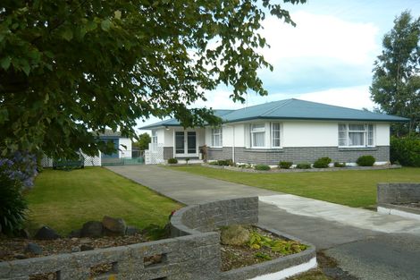 Photo of property in 42 Parsonage Road, Waimate, 7924