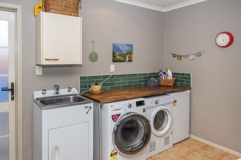 Photo of property in 60 Cowley Drive, Leamington, Cambridge, 3432