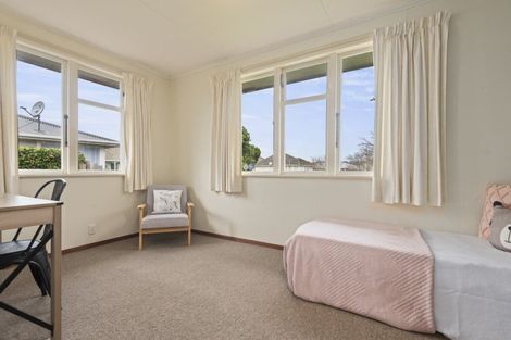 Photo of property in 7 Selby Place, Hokowhitu, Palmerston North, 4410