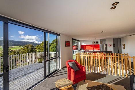 Photo of property in 7 Huia Rise, Ohakune, 4625