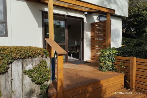 Photo of property in 19 Carluke Street, Paparangi, Wellington, 6037