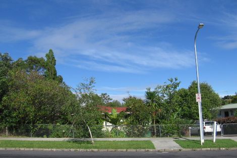 Photo of property in 11 Farringdon Street, Glen Innes, Auckland, 1072