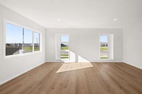 Photo of property in 57 Wai Whatu Street, Meeanee, Napier, 4110