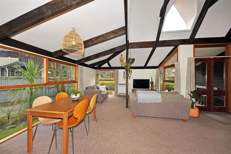 Photo of property in 351 Sawyers Arms Road, Harewood, Christchurch, 8051