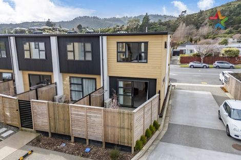 Photo of property in 5/240 Stokes Valley Road, Stokes Valley, Lower Hutt, 5019