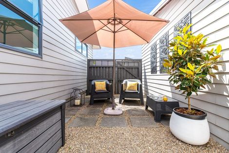 Photo of property in 37 Kings Road, Panmure, Auckland, 1072
